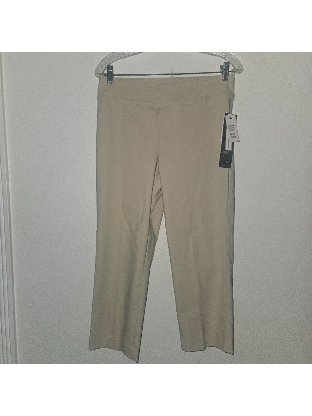 NWT Up! Capri Pant Tan Slimming Tummy Control Pull-On Womens 8 Retail $94 Canada